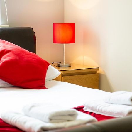 2 Bed 2 Bathroom Apartment Free Parking Bristol Bagian luar foto