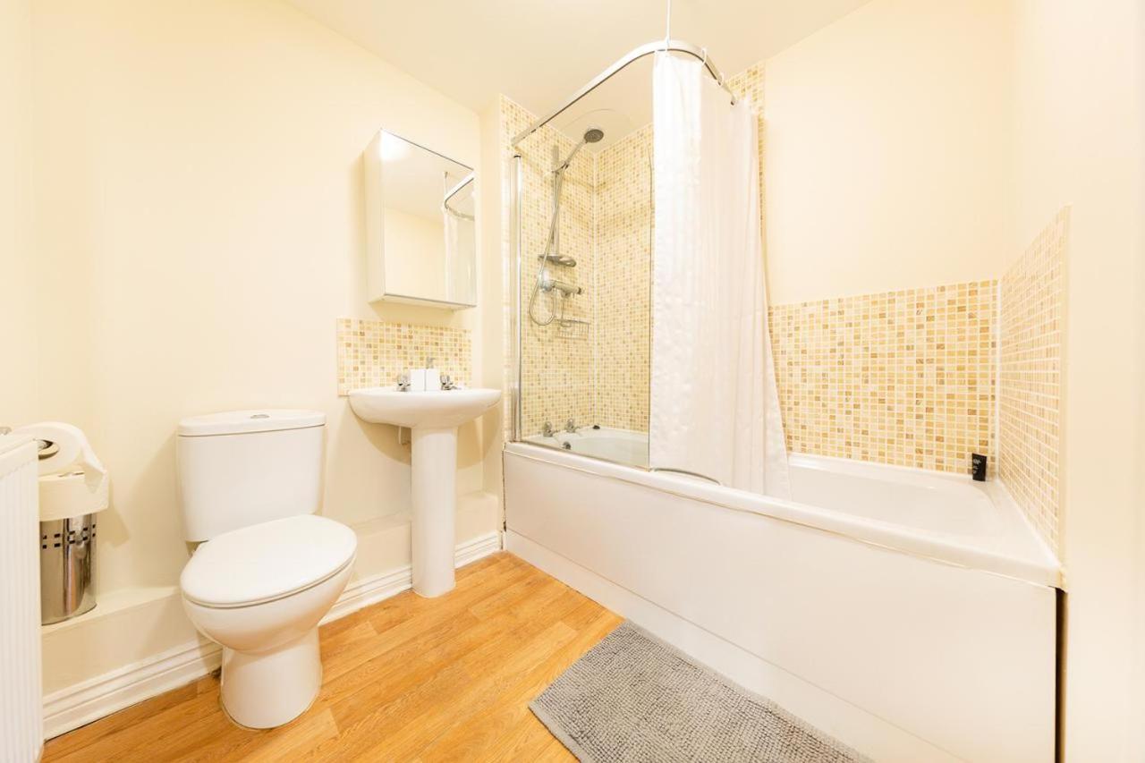 2 Bed 2 Bathroom Apartment Free Parking Bristol Bagian luar foto