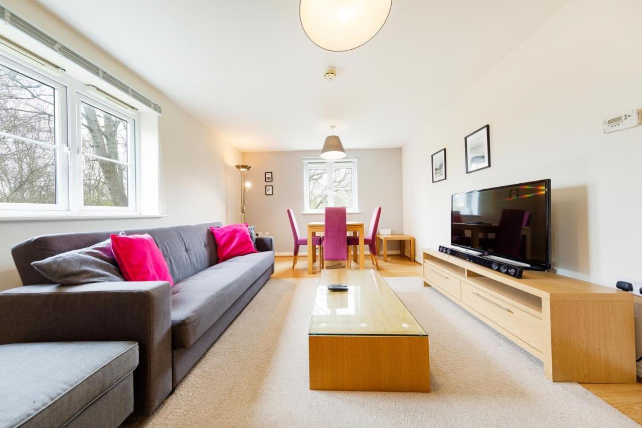 2 Bed 2 Bathroom Apartment Free Parking Bristol Bagian luar foto